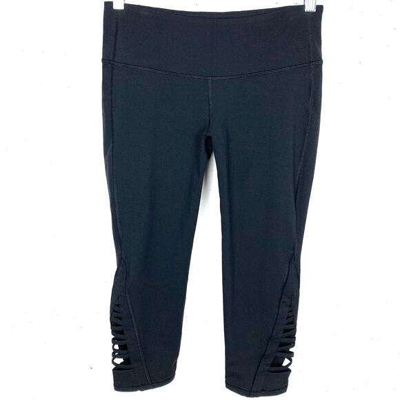 Athleta Criss Cross Chaturanga Capri Leggings Black Nylon Stretch Size Small - Picture 5 of 11